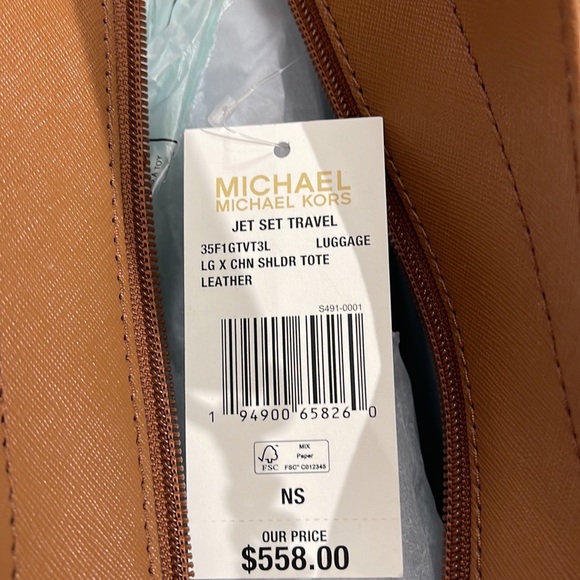 Michael Kors Jet Set Travel Large Chained Tote Shoulder Bag MK Luggage 
NWT - Picture 12 of 16